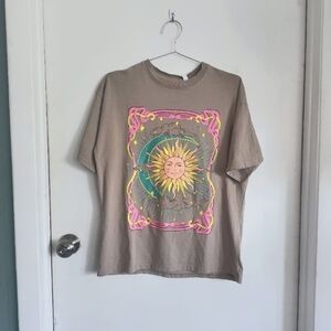 NWT DAISY STREET SUN TAROT T-SHIRT